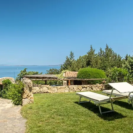 Vista Mare Cala Dei Ginepri Con Giardino Holiday home