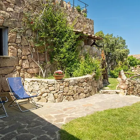 Vista Mare Cala Dei Ginepri Con Giardino