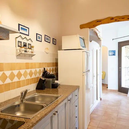 Vista Mare Cala Dei Ginepri Con Giardino Holiday home Cala Bitta